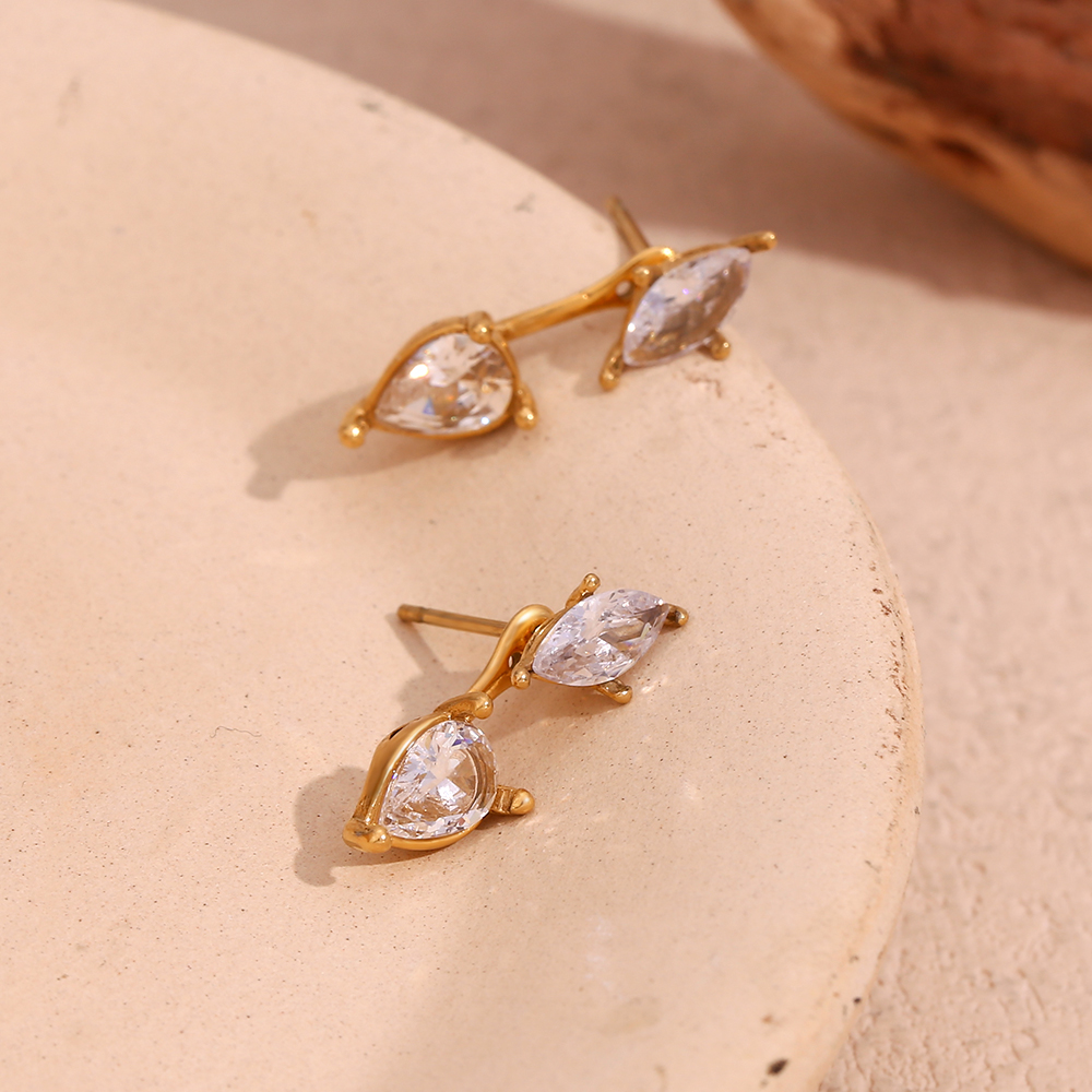 1 Pair Basic Simple Style Classic Style Water Droplets Plating Inlay 316L Stainless Steel  Zircon 18K Gold Plated Ear Studs