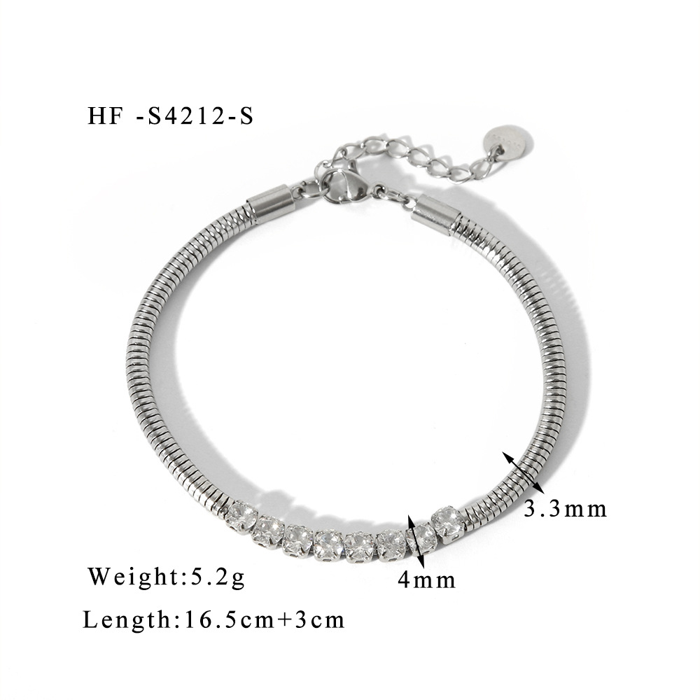 304 Stainless Steel 18K Gold Plated Basic Modern Style Classic Style Plating Inlay Geometric Zircon Bracelets