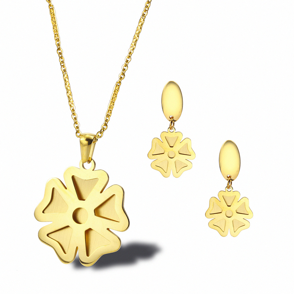 Elegant Retro Flower Titanium Steel Plating Earrings Necklace