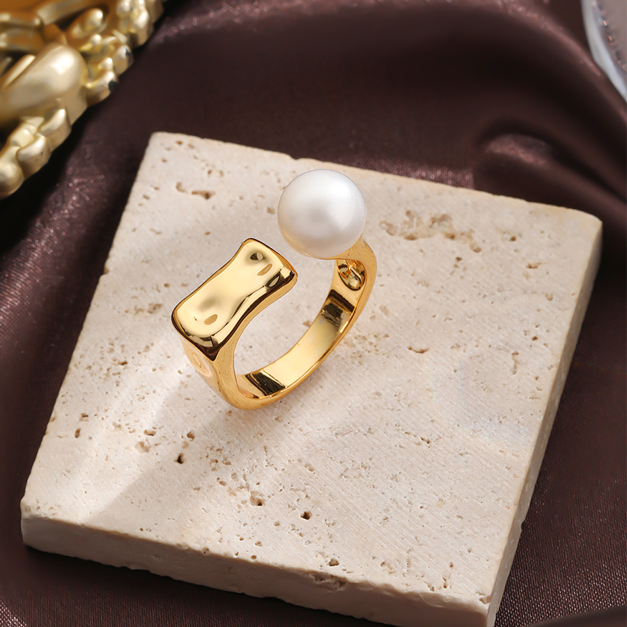 Original Design Simple Style Round Freshwater Pearl Copper Plating Inlay Pearl 18k Gold Plated Silver Plated Open Rings